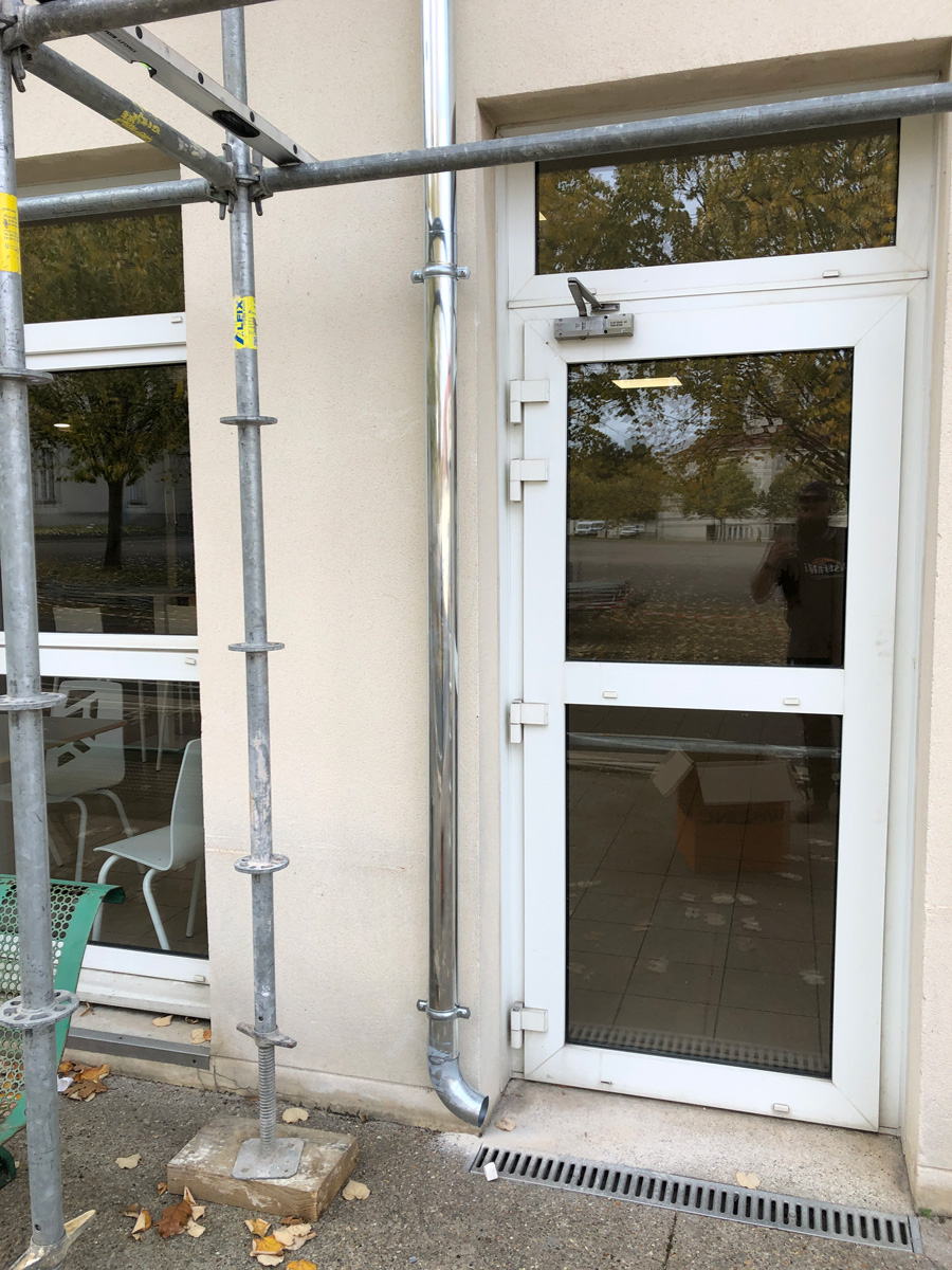 Modification des évacuations d'eau fluviales par les équipe d'Astrali - IDF